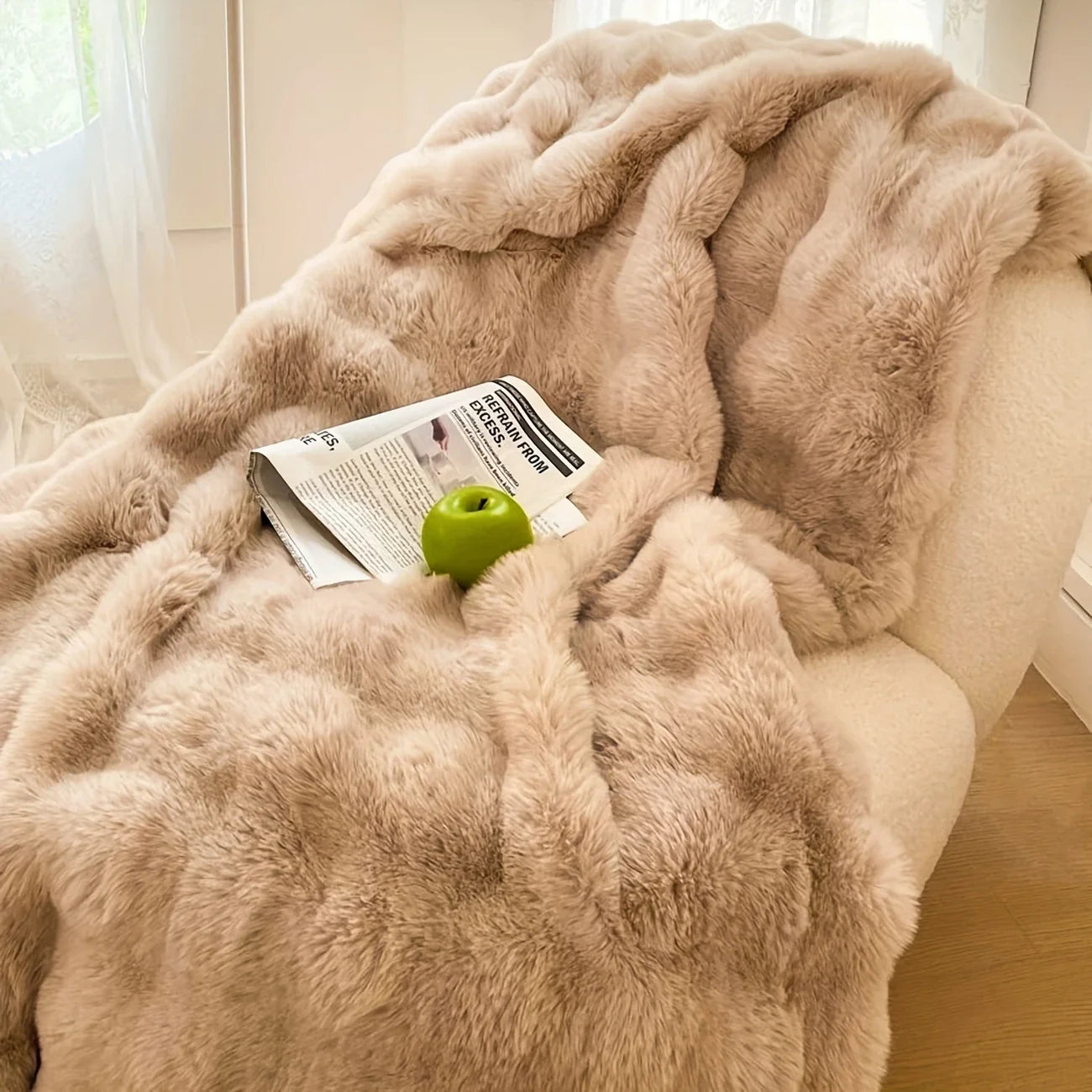 Soft & Cozy Warm Faux Rabbit Fur Throw Blanket