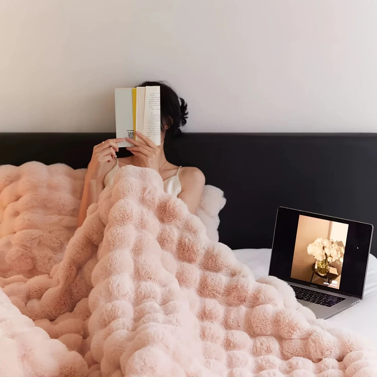 Soft & Cozy Warm Faux Rabbit Fur Throw Blanket